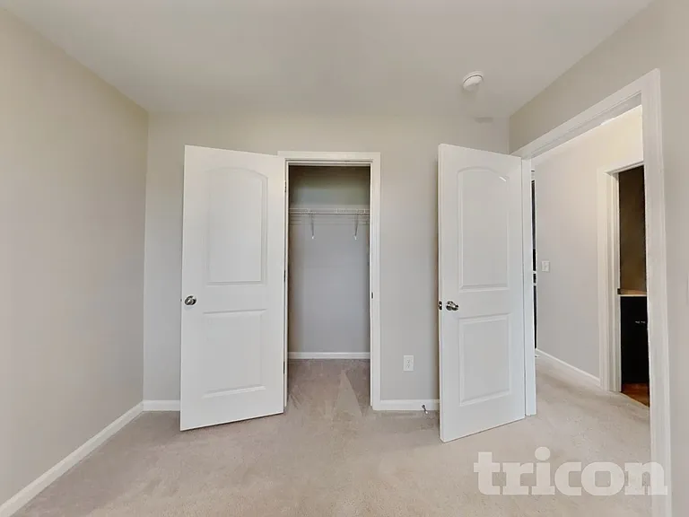 219 Plains Dr — Photo 10