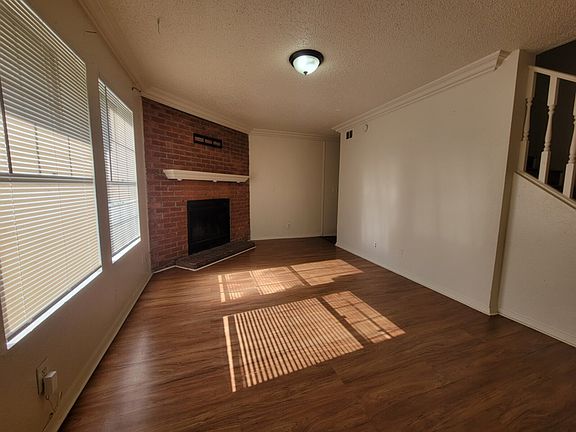 2nd image of 1133 Houston Dr