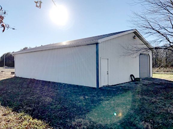 4th image of 1330 County Road 1125 N