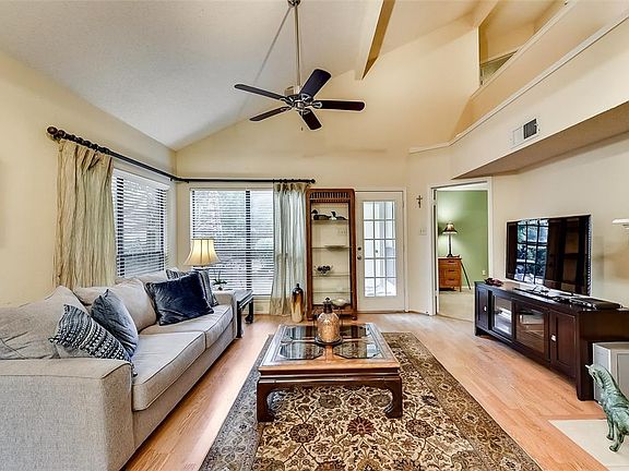 5th image of 1836 Palo Alto Dr
