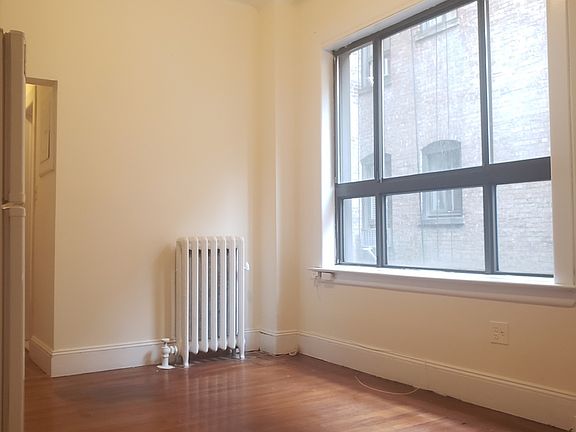 5th image of 300 W 49th St APT 612