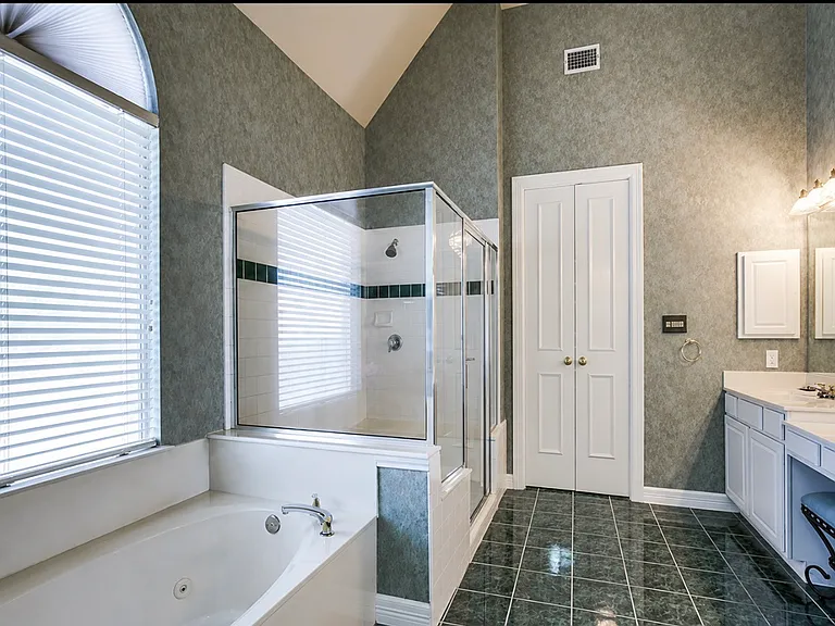 7537 Steeple Dr — Photo 23