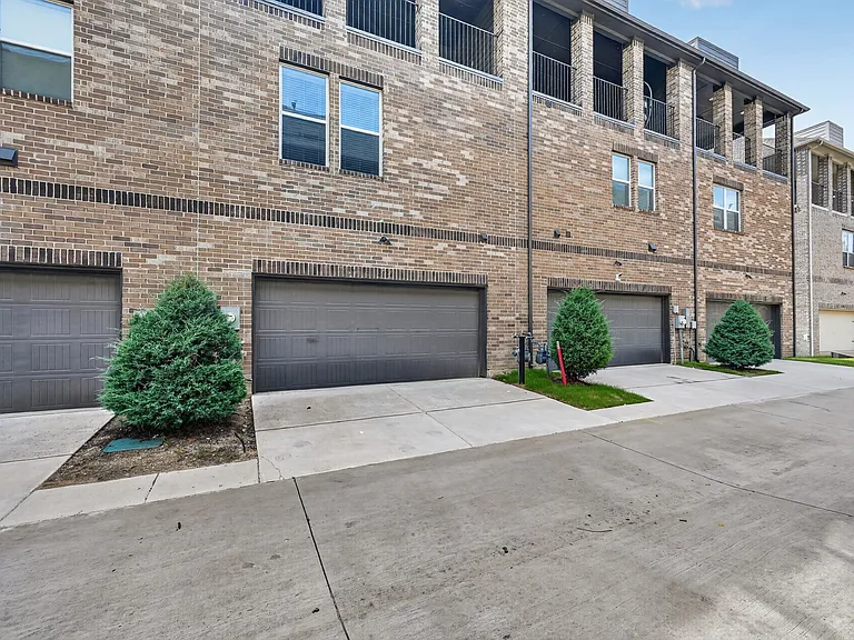 4164 Kearsage Dr — Photo 7