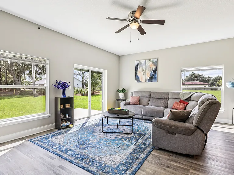 1108 Fox Lake Dr — Photo 13