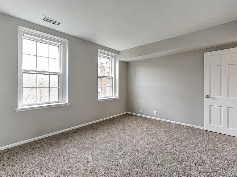 3940 Langley Ct NW #C633 — Photo 4