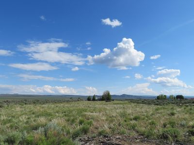 41 Pinion Ln, Christmas Valley, OR, 97641