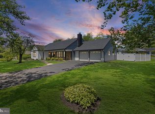38 Tidewater Ln, Willingboro, NJ 08046