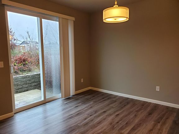 3rd image of 6909 Delaney Ln NE #1