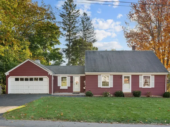 19 Sunset Court, Auburn, ME 04210