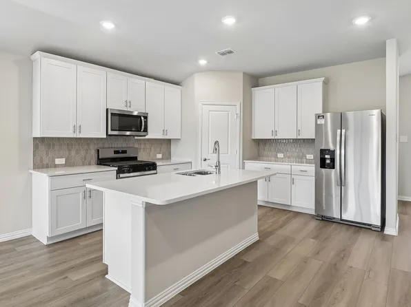 713 Stirling Way, Sherman, TX 75092