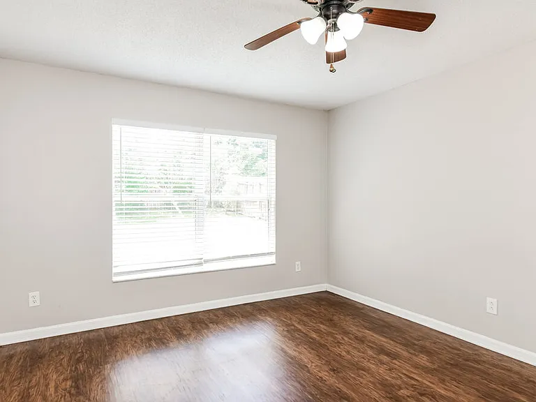 12131 Goldenstar Ln — Photo 11