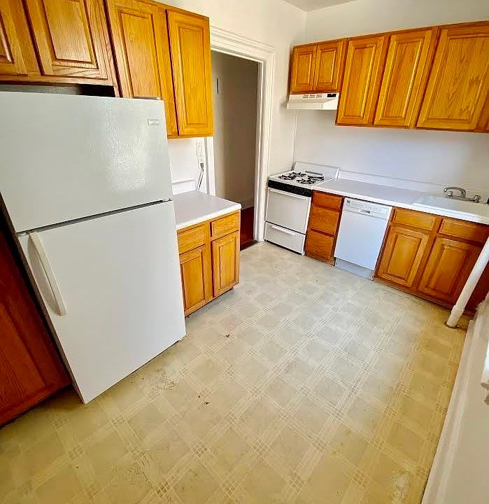 2nd image of 30-69 34th St #4AF