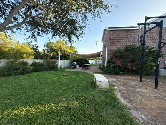 4th image of 10125 Montoya Dr