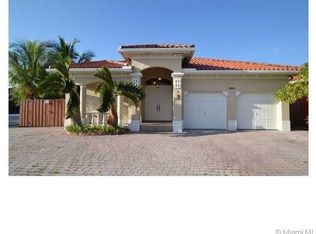 15204 SW 20th Ln, Miami, FL 33185