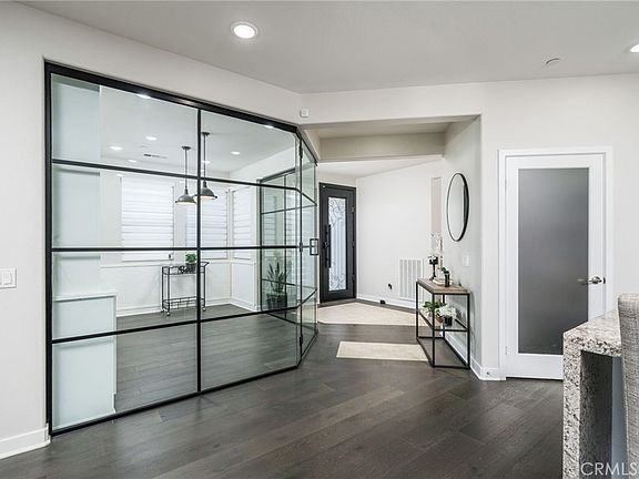3rd image of 1525 Overpark Ln