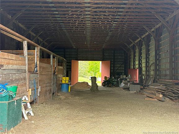 5th image of 326 Dorn Ridge Rd