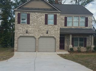 279 Bandelier Cir, Hampton, GA 30228