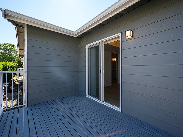 2-bedroom apartments feature decks or patios 2-bedroom apartments feature decks or patios