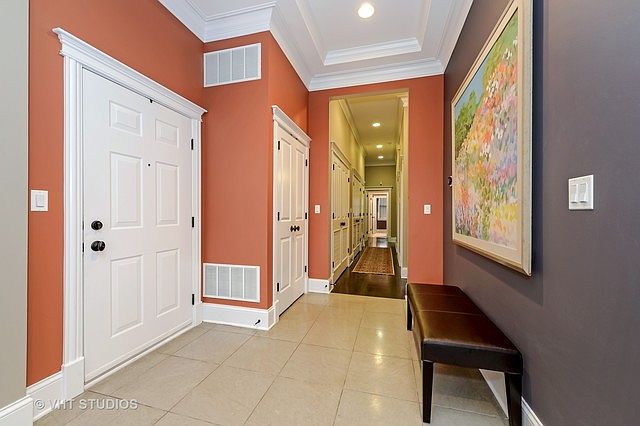 1st image of 3330 N Ashland Ave APT 2