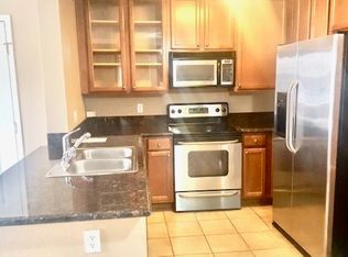 1025 La Terraza Cir, Corona, CA 92879