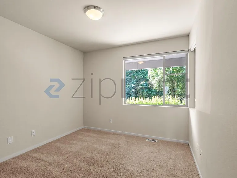 10604 SE 187th Pl — Photo 17