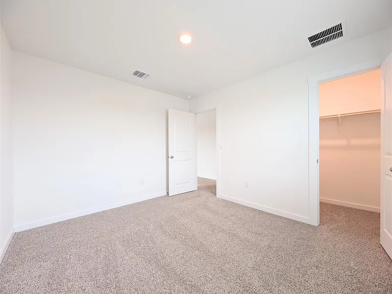9400 Oxbow Strap Dr — Photo 20