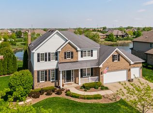 19903 Wildflower Dr, Frankfort, IL 60423