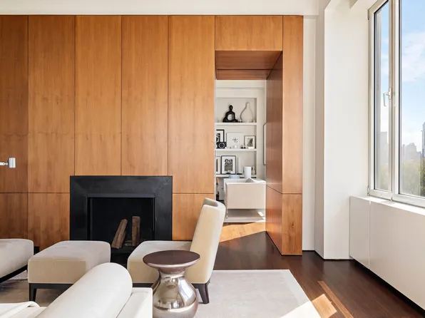 2 East 88th Street image 7 of 33