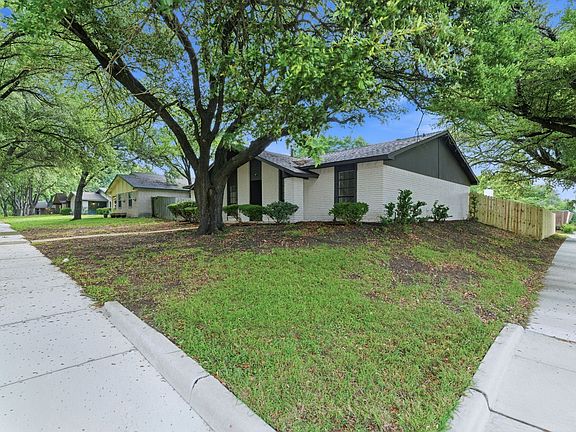 3rd image of 6422 Faircove Cir