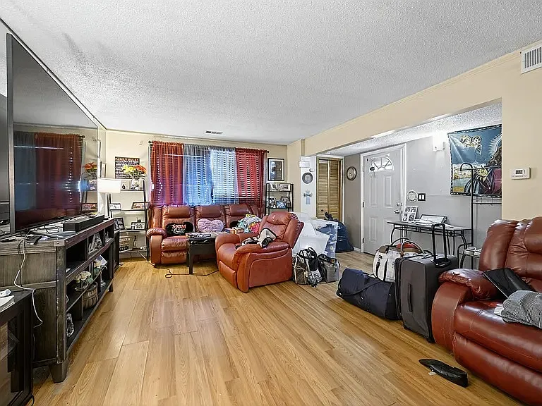 1706 Baldwin Ln — Photo 24