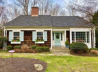 41 Glovers Ln, Easton, CT 06612