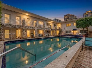 320 85th St APT 15, Miami Beach, FL 33141