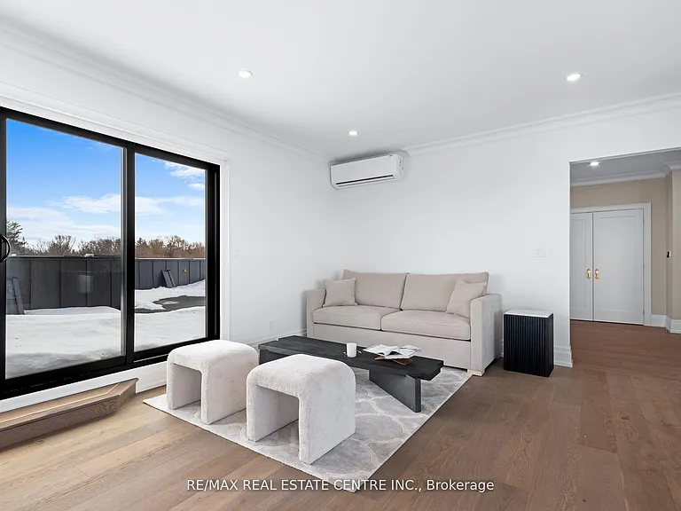 37 Armstrong St #3 — Photo 15