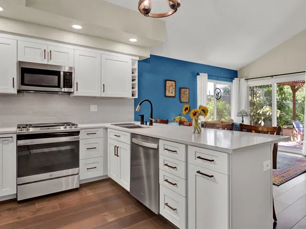 1591 Madrid Dr, Vista, CA 92081