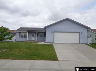6432 Little Moon Trl, Casper, WY 82604