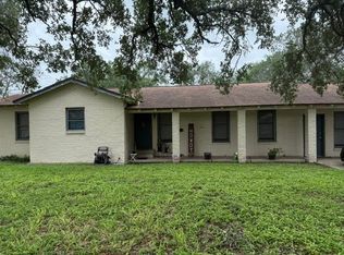 800 Lincoln St, Alice, TX 78332