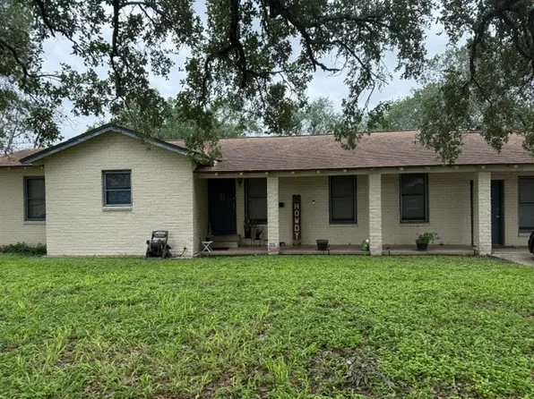 800 Lincoln St, Alice, TX 78332