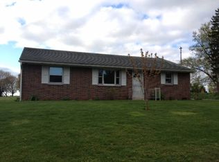 712 E Millport Rd, Leola, PA 17540