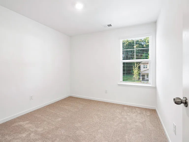688 Evergreen Rd — Photo 21