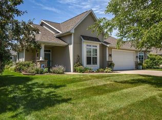 2857 E Lucylu Ct, Appleton, WI 54913