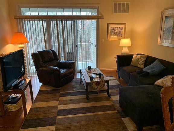 5th image of 734 Amy Ct #1000