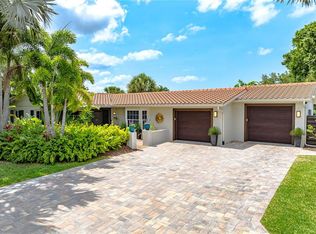 2134 Brookhaven Dr, Sarasota, FL 34239