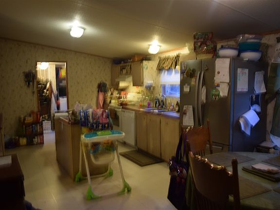 4th image of 909 Dempsey Ct