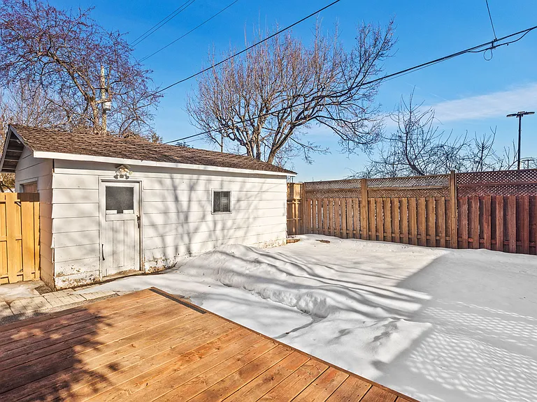 1263 Cobden Rd #1 — Photo 19