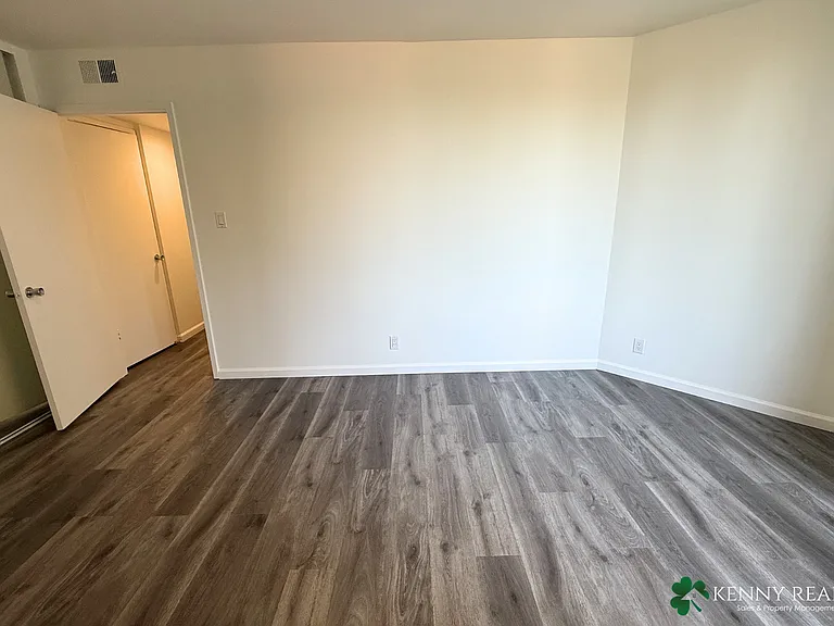 55 El Camino Real JC01 - 107 — Photo 17