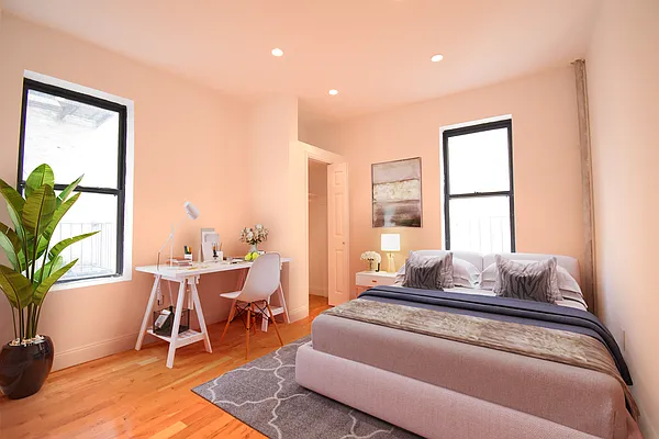 Rented by The Agency | media 1