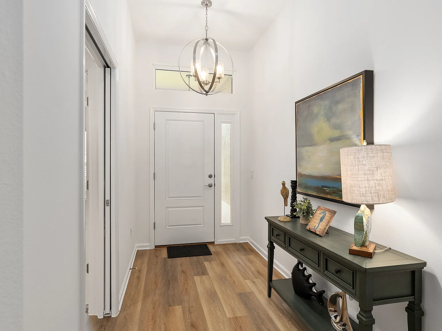 3 bed, 2136 sqft, $6,200 — Photo 3