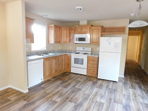 4th image of 12620 113th Avenue Ct E #168
