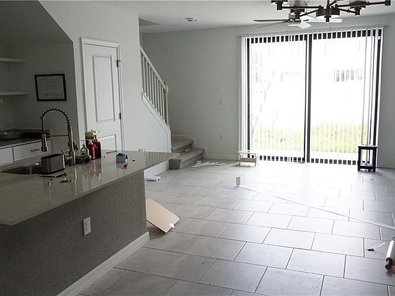 3rd image of 14306 Oviedo PL