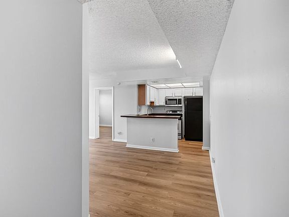 2nd image of 760 Executive Center Dr #32-12-32